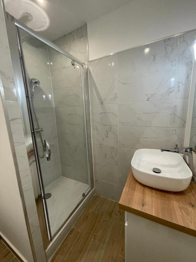 Le Casimir - Superbe T3 En Plein Centre Ville Renove Avec Gout - Wifi Безье Экстерьер фото